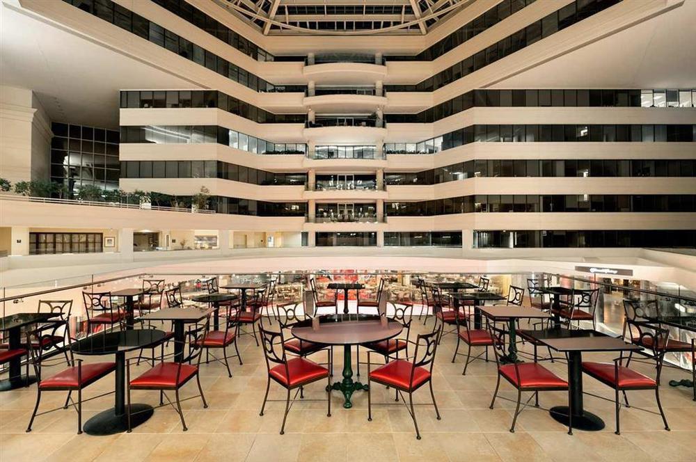 Embassy Suites By Hilton Washington Dc Chevy Chase Pavilion Restoran fotoğraf