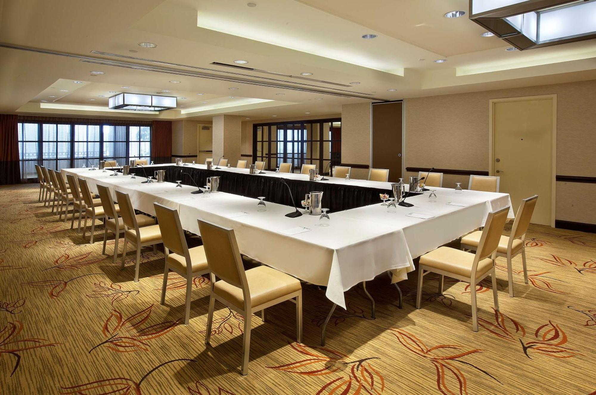 Embassy Suites By Hilton Washington Dc Chevy Chase Pavilion İş olanakları fotoğraf