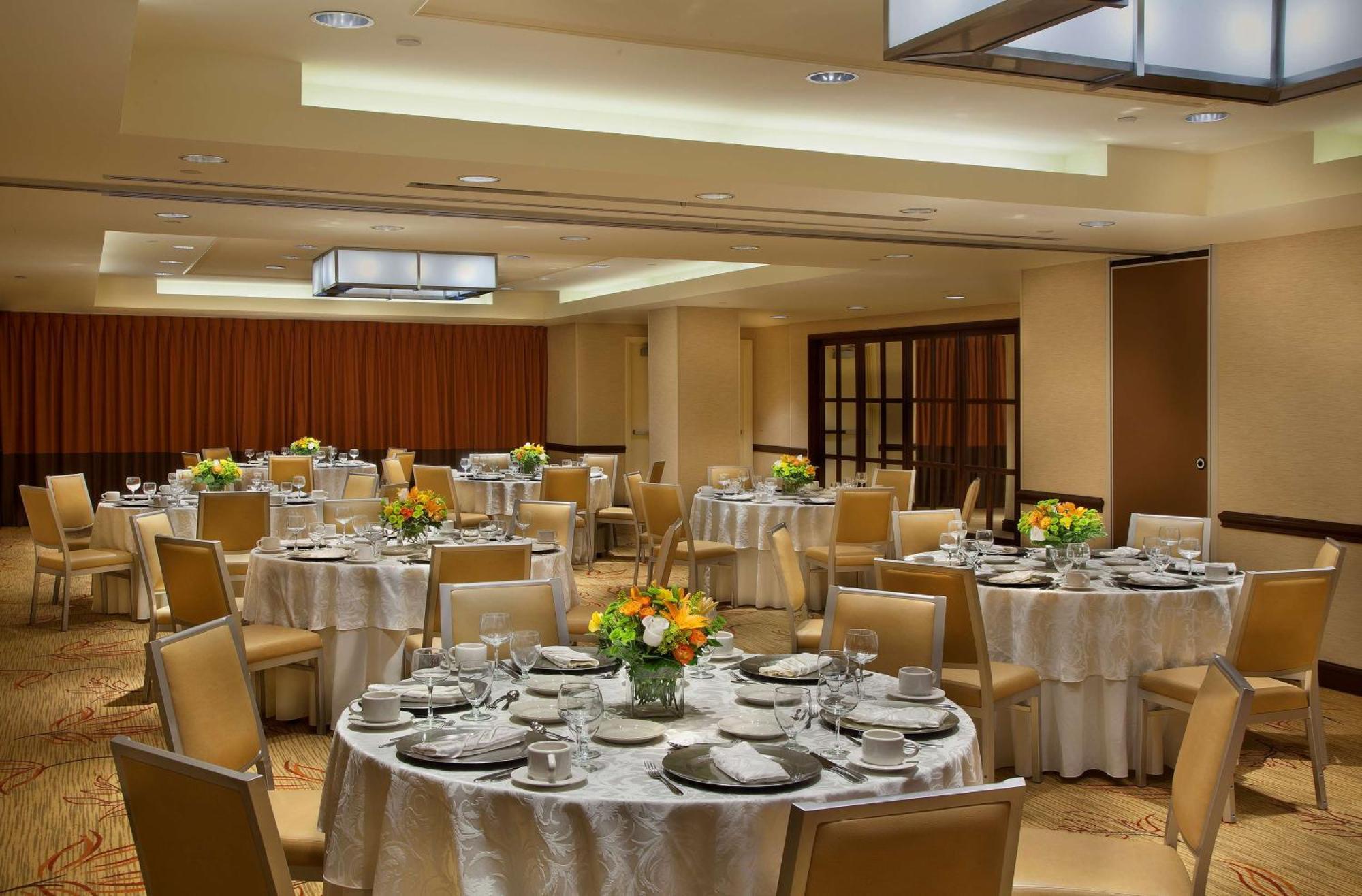 Embassy Suites By Hilton Washington Dc Chevy Chase Pavilion Dış mekan fotoğraf
