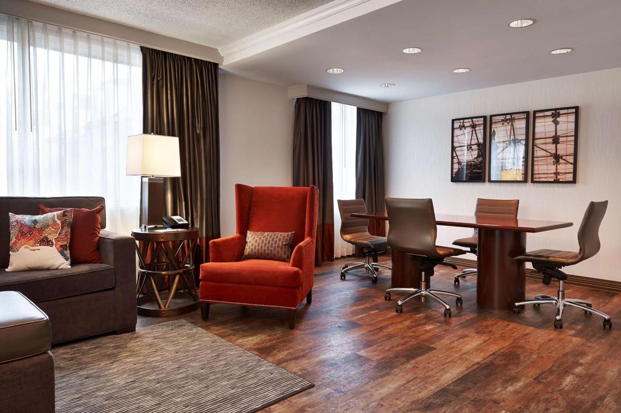 Embassy Suites By Hilton Washington Dc Chevy Chase Pavilion Dış mekan fotoğraf