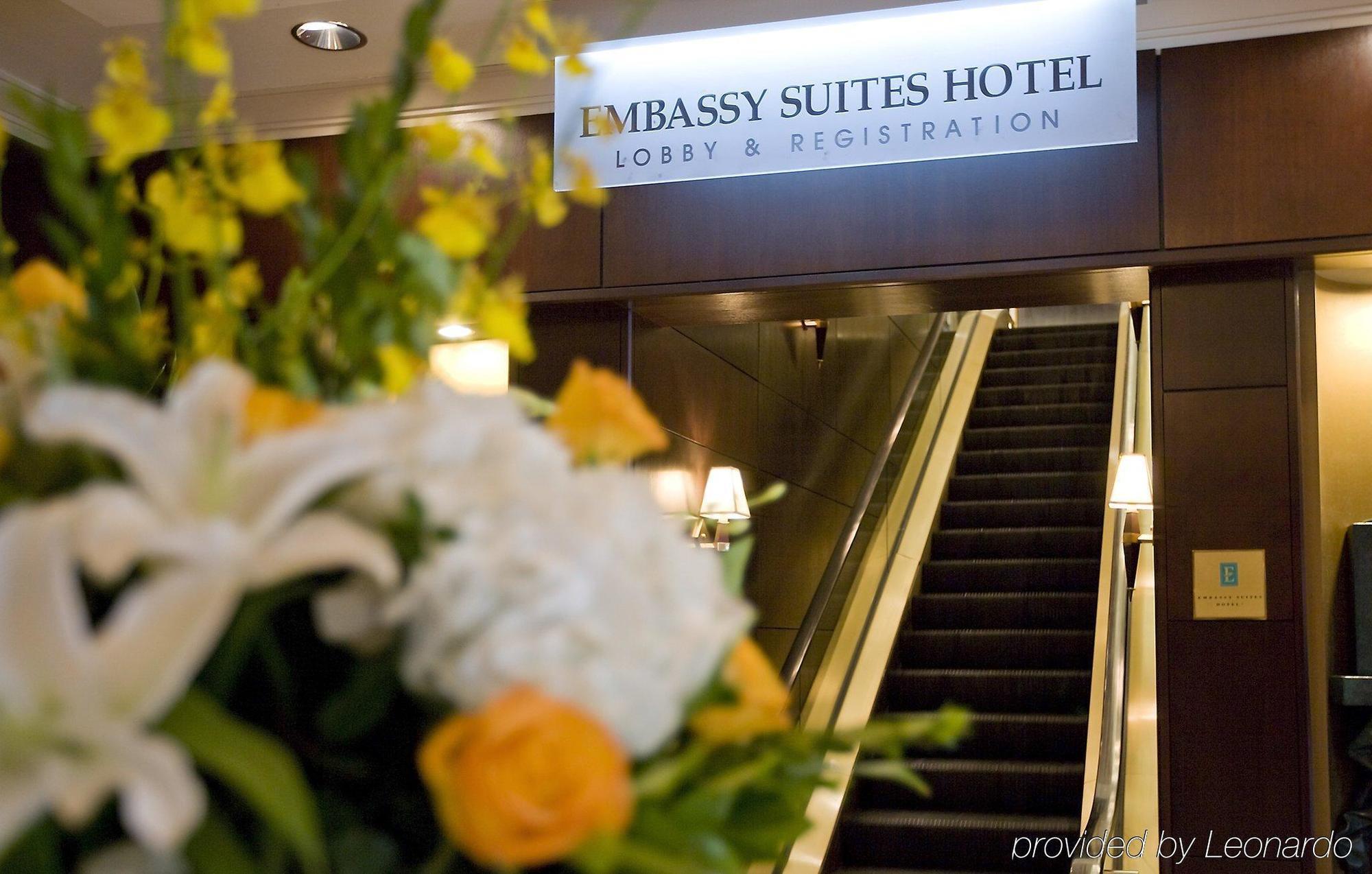 Embassy Suites By Hilton Washington Dc Chevy Chase Pavilion İç mekan fotoğraf
