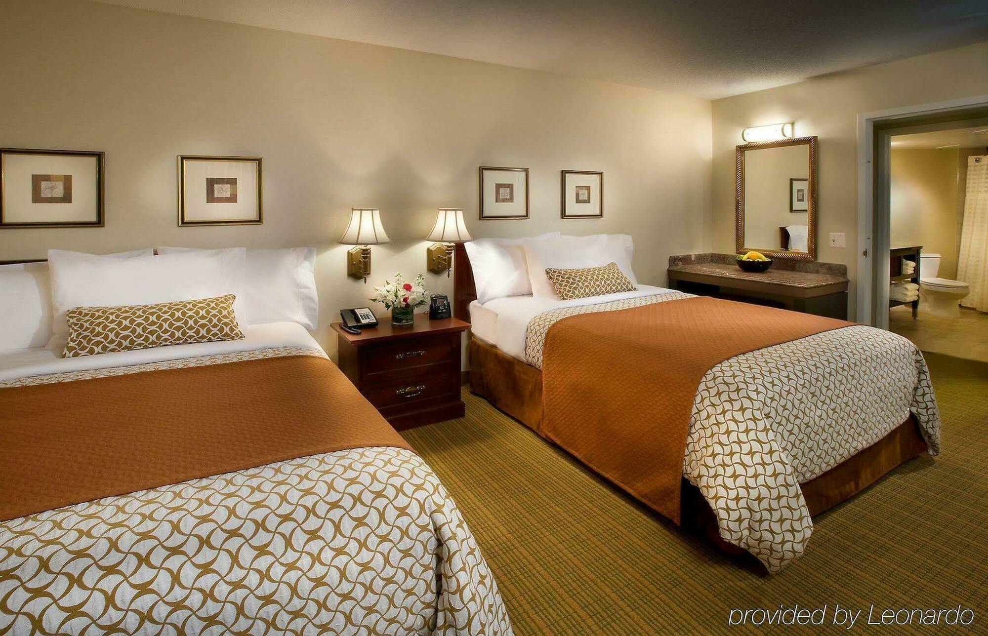 Embassy Suites By Hilton Washington Dc Chevy Chase Pavilion Oda fotoğraf